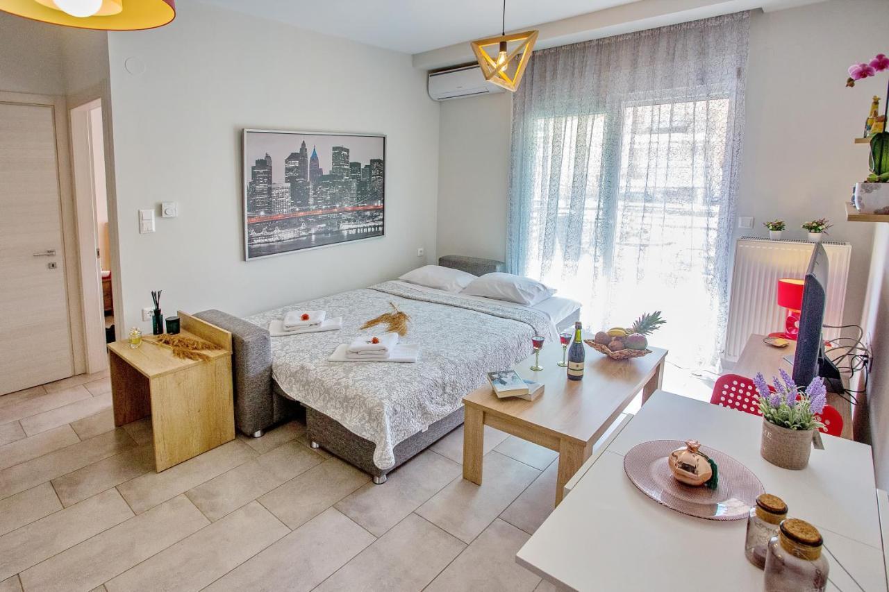 Sun & Sea Luxury Apartment Nea Peramos  Ngoại thất bức ảnh